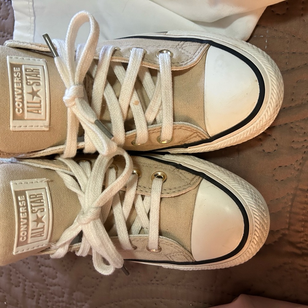 Converse Festival Beige Sneakers